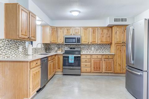 3450 E Paradise Dr, Phoenix, AZ 85028 photo 6