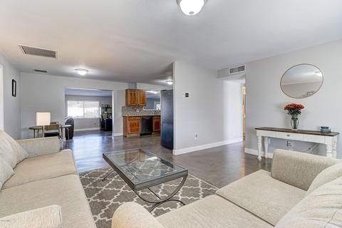3450 E Paradise Dr, Phoenix, AZ 85028 photo 5