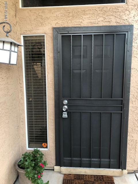 3902 E South Fork Dr, Phoenix, AZ 85044 photo 2