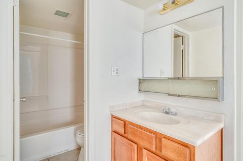 4041 E Camelback Rd #4, Phoenix, AZ 85018 photo 24
