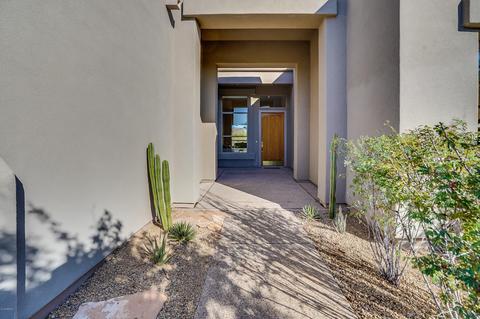 9530 E Nora Cir, Mesa, AZ 85207 photo 2