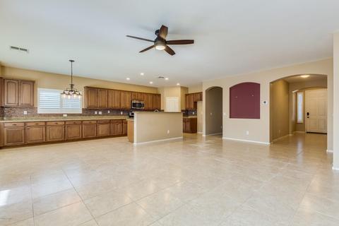 2815 E Trigger Way, Gilbert, AZ 85297 photo 4