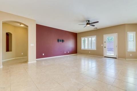 2815 E Trigger Way, Gilbert, AZ 85297 photo 5
