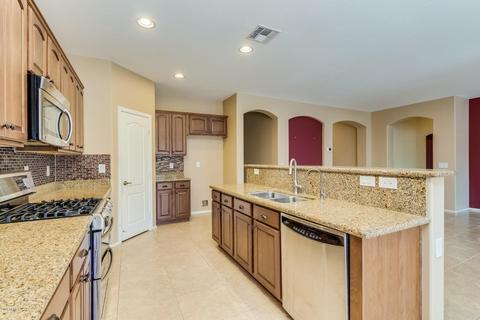 2815 E Trigger Way, Gilbert, AZ 85297 photo 8