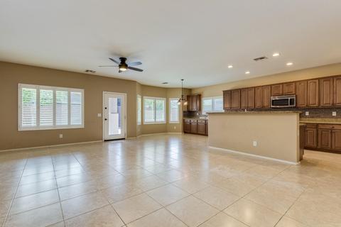2815 E Trigger Way, Gilbert, AZ 85297 photo 3