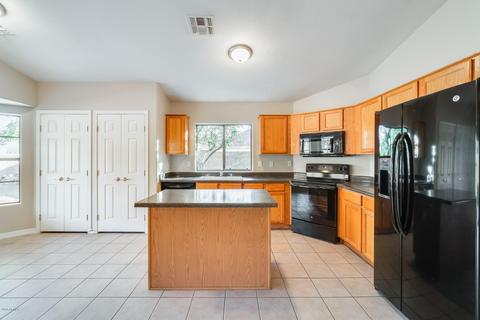 1220 E Morrow Dr, Phoenix, AZ 85024 photo 3