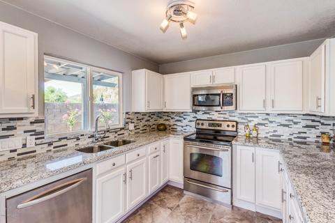 2005 E Paradise Ln, Phoenix, AZ 85022 photo 4
