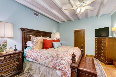 5716 E Camelback Rd, Phoenix, AZ 85018 photo 12