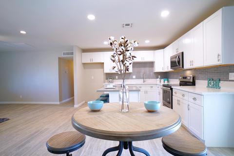 11 E Piedmont Rd, Phoenix, AZ 85042 photo 9