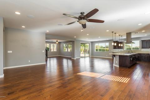 3335 E Tonto Dr, Gilbert, AZ 85298 photo 4