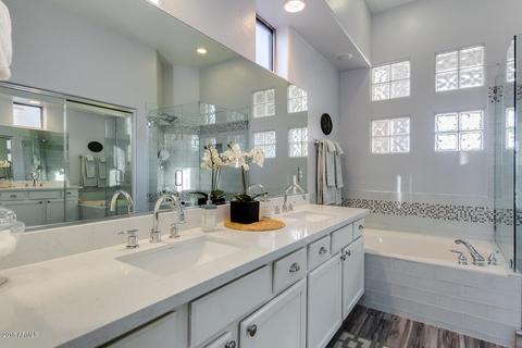 2227 E Branham Ln E, Phoenix, AZ 85042 photo 30