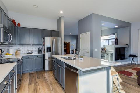 2227 E Branham Ln E, Phoenix, AZ 85042 photo 16