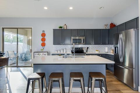 2227 E Branham Ln E, Phoenix, AZ 85042 photo 13