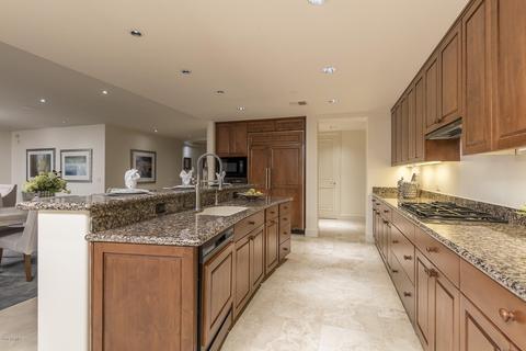 2402 Esplanade Ln #501, Phoenix, AZ 85016 photo 5