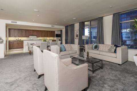 2402 Esplanade Ln #501, Phoenix, AZ 85016 photo 6