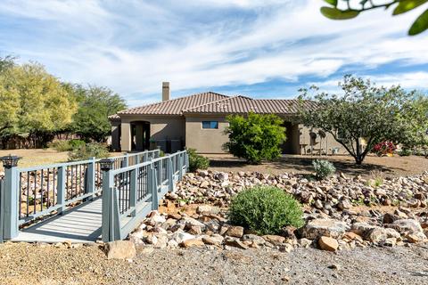 48 E Irvine Rd, Phoenix, AZ 85086 photo 6