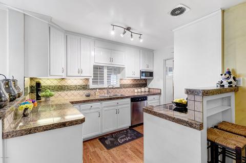 4050 E Whitton Ave, Phoenix, AZ 85018 photo 5