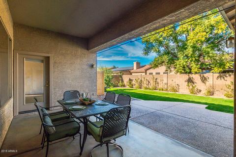 422 E Windsor Dr, Gilbert, AZ 85296 photo 3