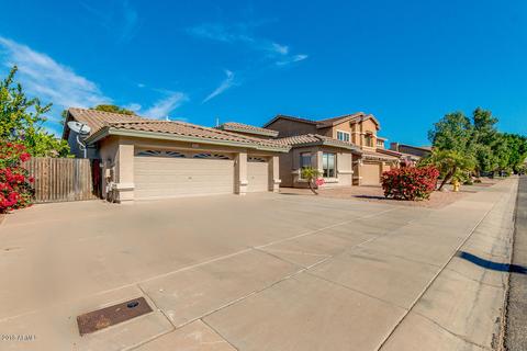 422 E Windsor Dr, Gilbert, AZ 85296 photo 1