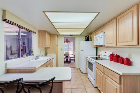 4907 E Magic Stone Dr, Phoenix, AZ 85044 photo 8