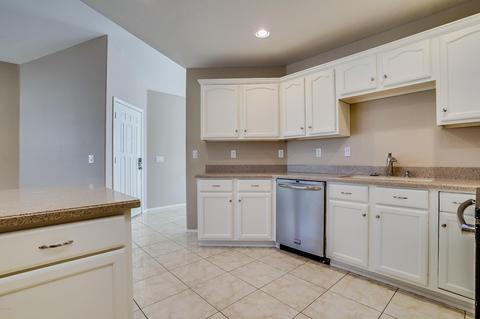 155 W Smoke Tree Rd, Gilbert, AZ 85233 photo 10