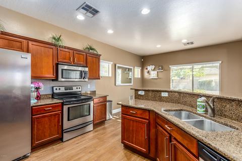 4233 E Bruce Ct, Gilbert, AZ 85234 photo 6