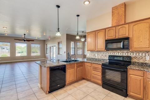 2038 E Maplewood St, Gilbert, AZ 85297 photo 11