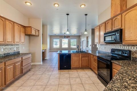 2038 E Maplewood St, Gilbert, AZ 85297 photo 12