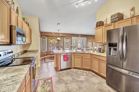 2233 E Brooks St, Gilbert, AZ 85296 photo 12