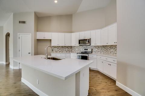 10517 Emerald Cir, Mesa, AZ 85208 photo 1