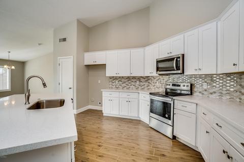 10517 Emerald Cir, Mesa, AZ 85208 photo 7
