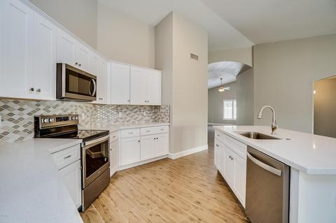 10517 Emerald Cir, Mesa, AZ 85208 photo 5