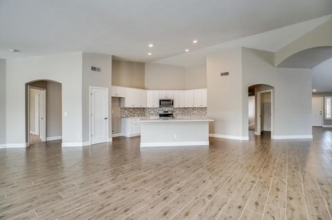 10517 Emerald Cir, Mesa, AZ 85208 photo 9