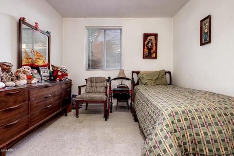 4820 E Pinchot Ave, Phoenix, AZ 85018 photo 12