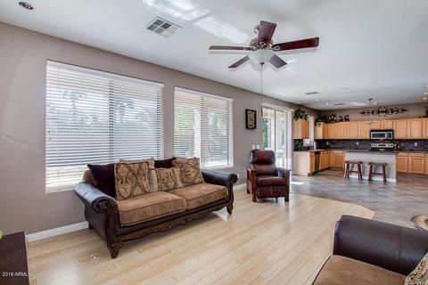 325 E Indigo St, Mesa, AZ 85201 photo 6
