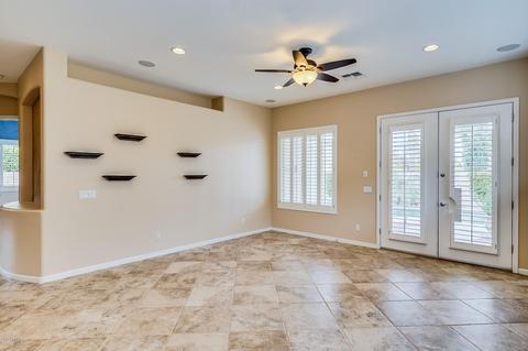 6852 S Pinehurst Dr, Gilbert, AZ 85298 photo 18