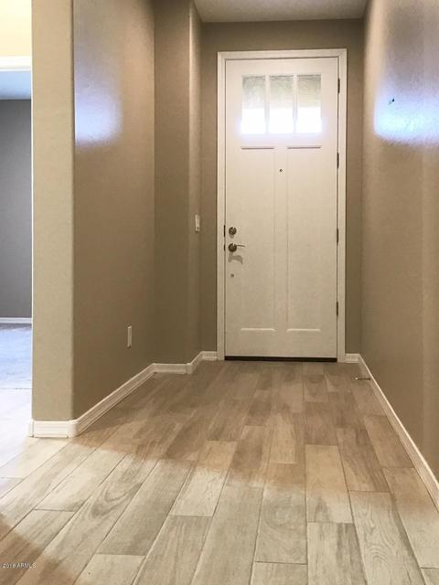2831 E Wayland Dr, Phoenix, AZ 85040 photo 4