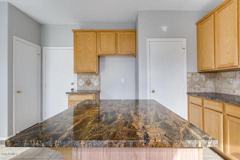 819 W Grove St, Phoenix, AZ 85041 photo 3
