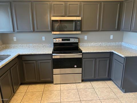 4818 N 84th Dr, Phoenix, AZ 85037 photo 2