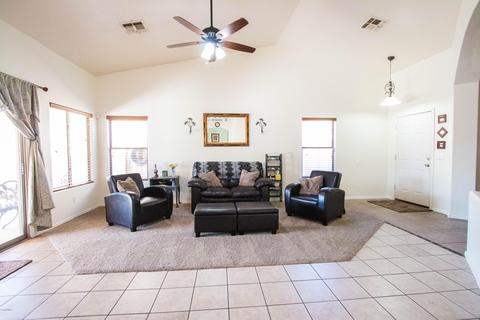 9113 W Serrano St, Phoenix, AZ 85037 photo 2
