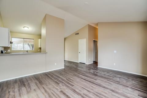 2618 W Cactus Wren St, Apache Junction, AZ 85120 photo 2