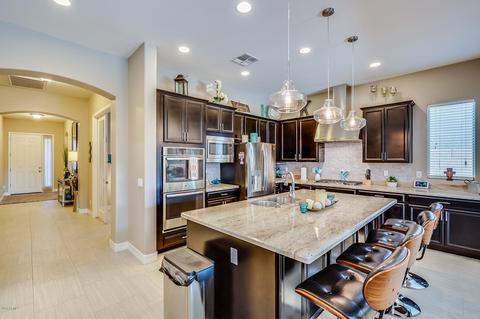 3869 E Rakestraw Ln, Gilbert, AZ 85298 photo 2