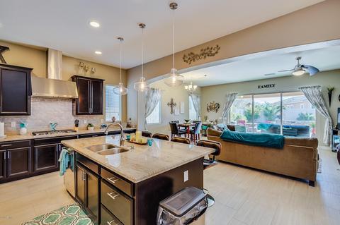 3869 E Rakestraw Ln, Gilbert, AZ 85298 photo 8