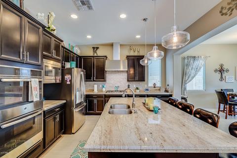 3869 E Rakestraw Ln, Gilbert, AZ 85298 photo 9