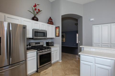 481 E Pinto Dr, Gilbert, AZ 85296 photo 2