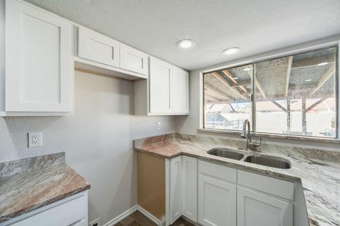 2902 E Inverness Ave, Mesa, AZ 85204 photo 11