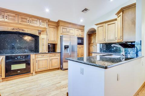 1218 E Divot Dr, Tempe, AZ 85283 photo 5