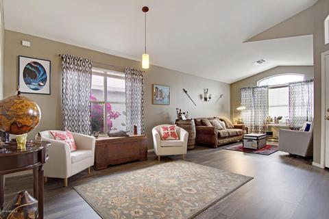 4422 E Lone Cactus Dr, Phoenix, AZ 85050 photo 1