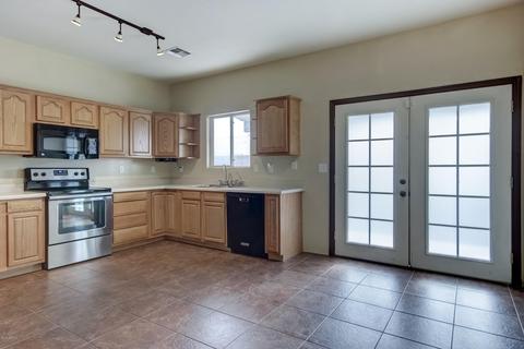 767 S Main Dr, Apache Junction, AZ 85120 photo 4