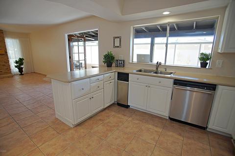 4601 E Sunrise Dr, Phoenix, AZ 85044 photo 7